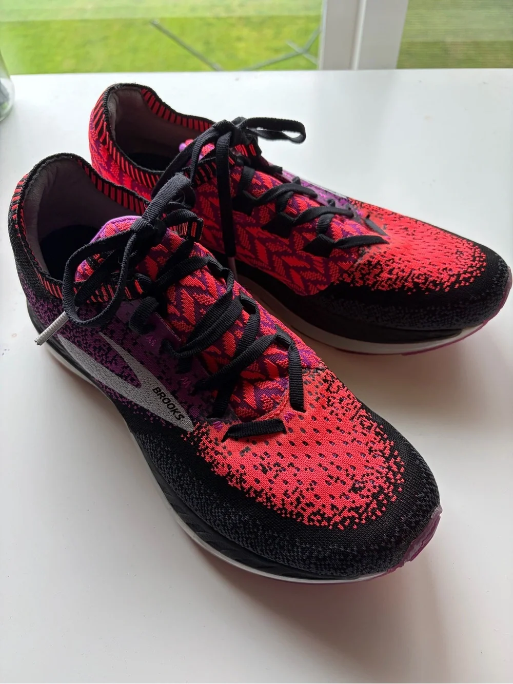 Brooks Bedlam Women's Pink Purple Black Running Shoes